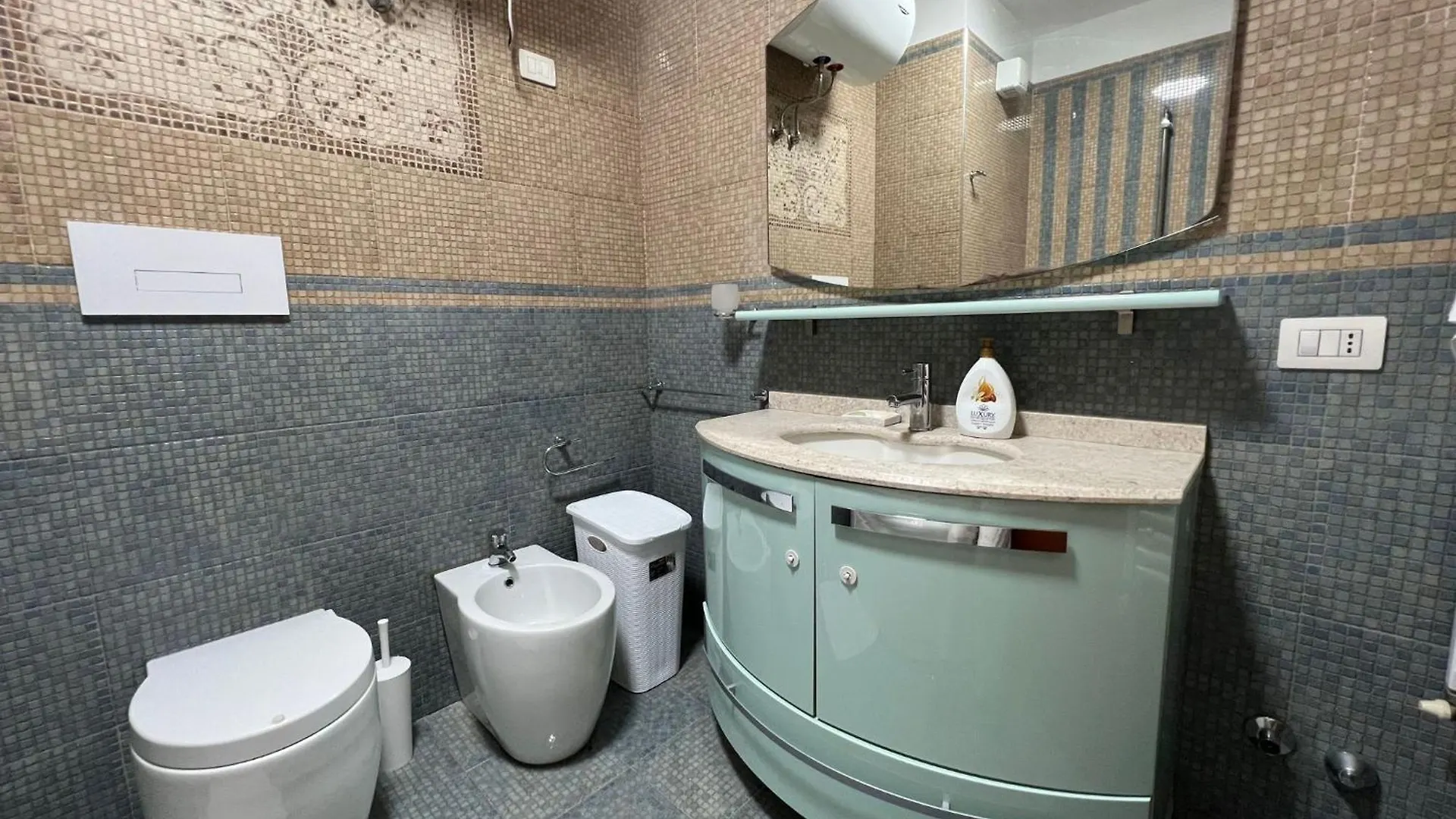 Grand Central Apartment Lth Tirana